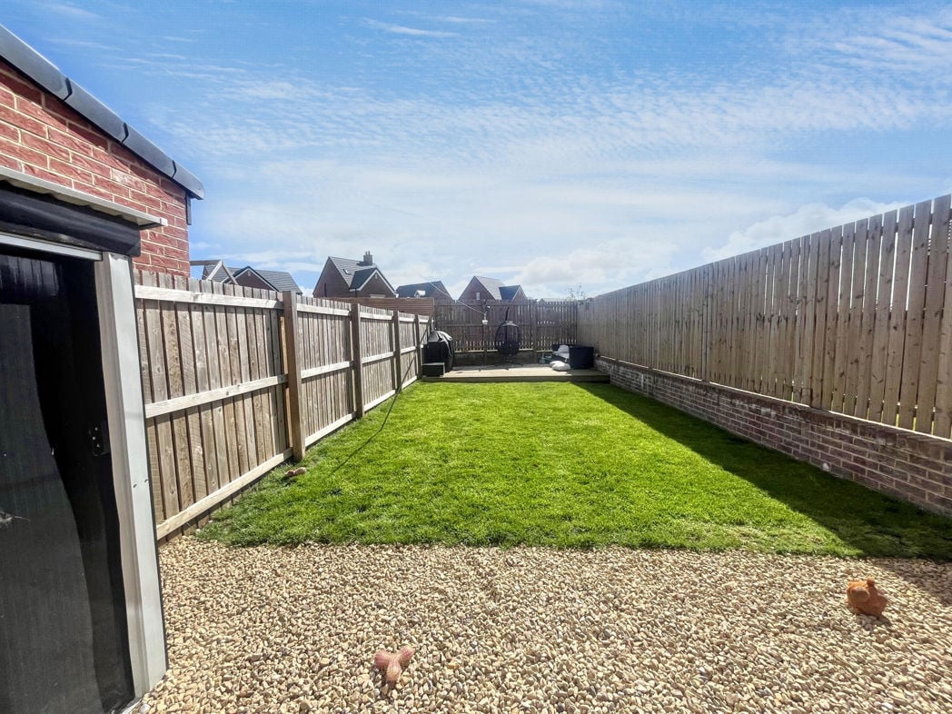 Property image 10 of 10