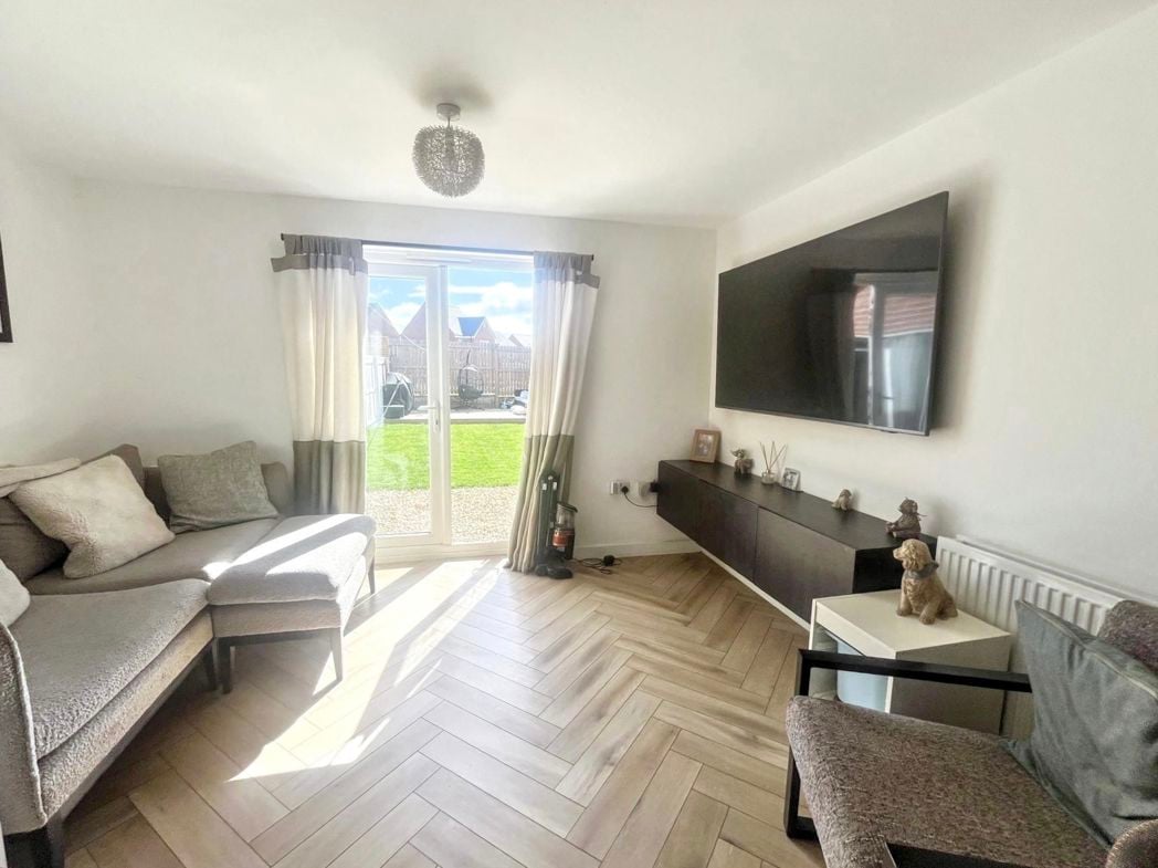 Property image 3 of 10