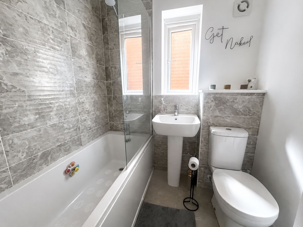 Property image 7 of 10