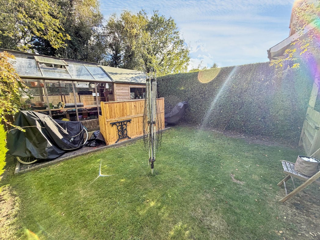 Side garden