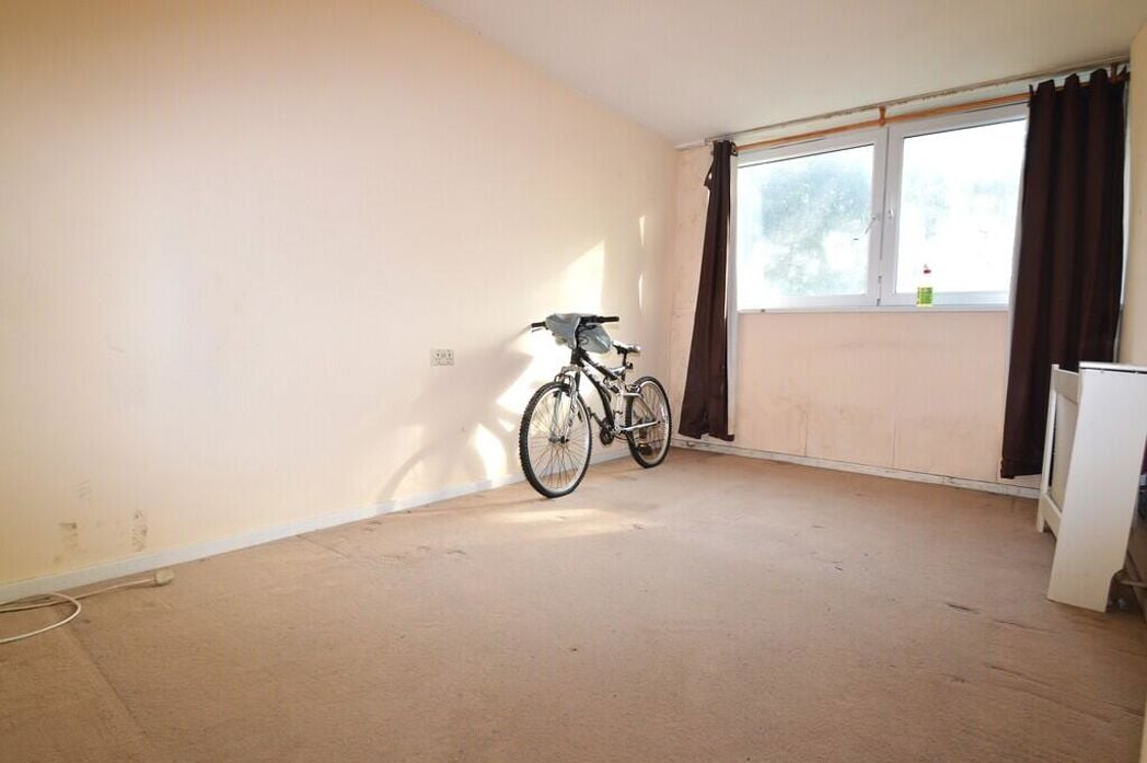 Property image 2 of 5