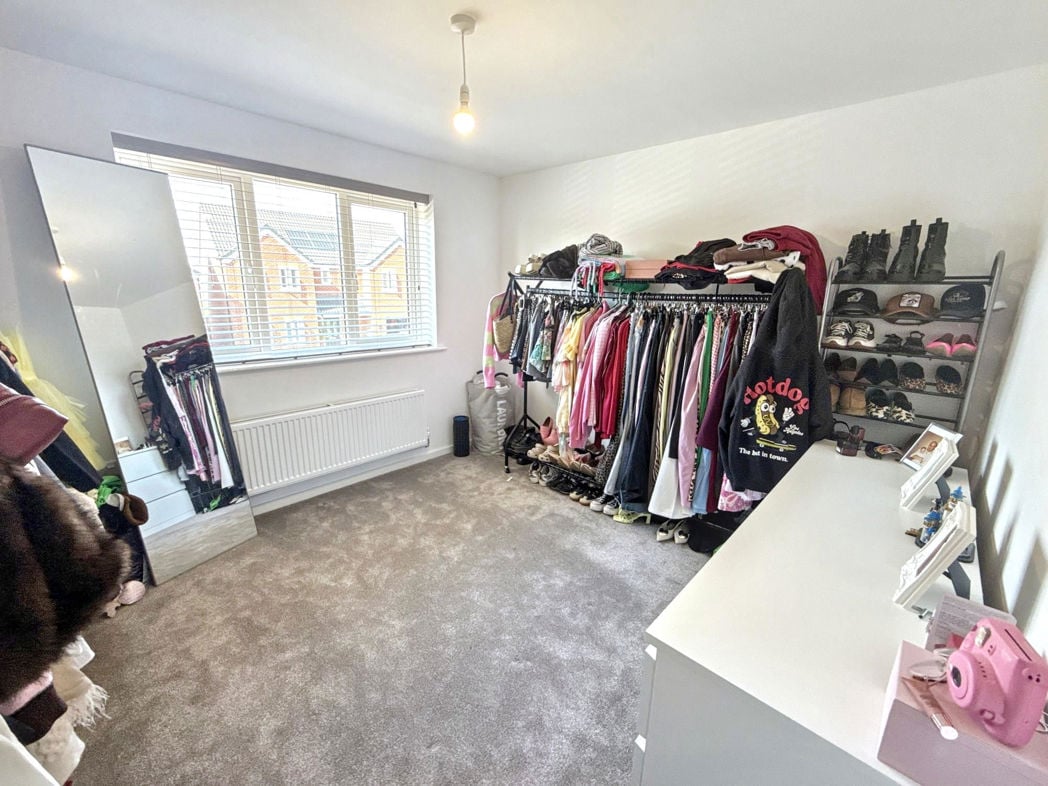 Property image 13 of 18