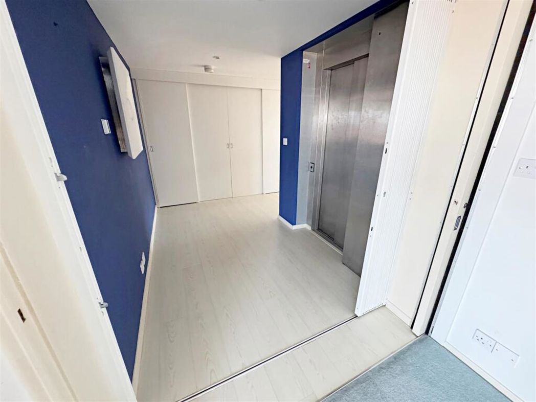 Property image 5 of 20