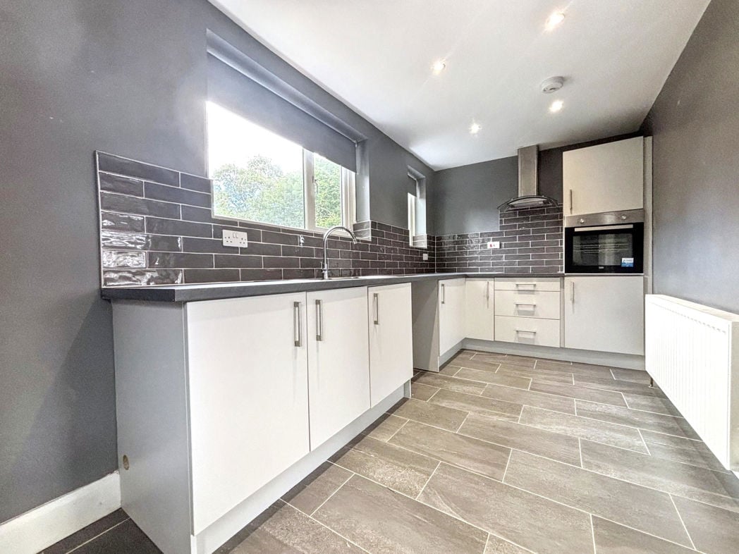 Property image 3 of 8