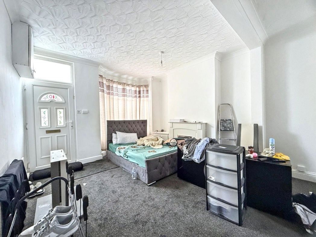 Property image 2 of 11