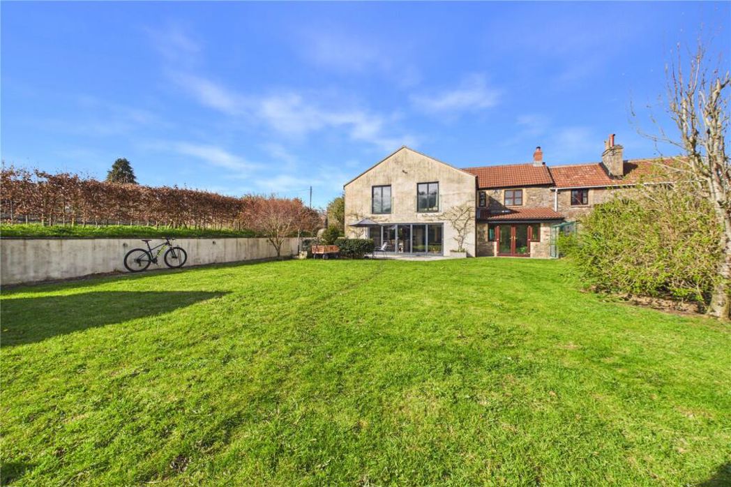 Property image 8 of 20