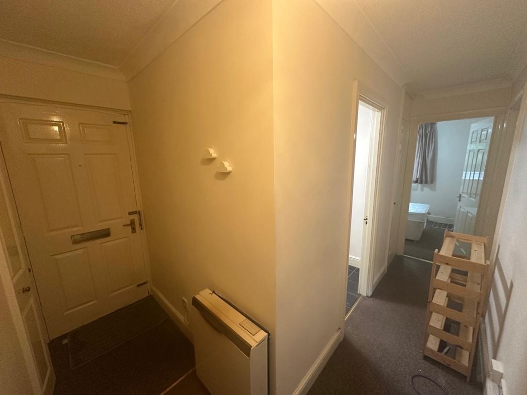Property image 2 of 8