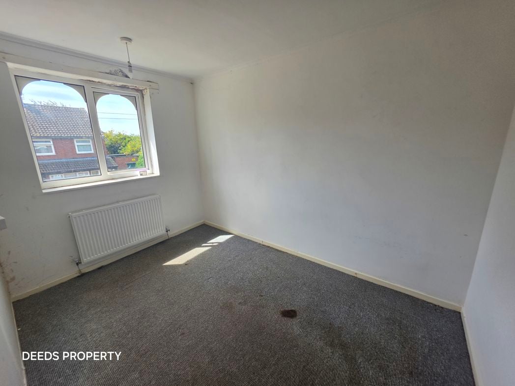 Property image 8 of 13