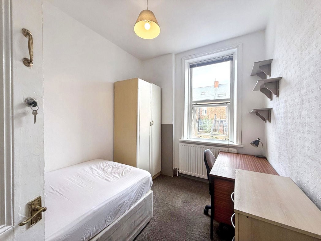 Property image 3 of 7