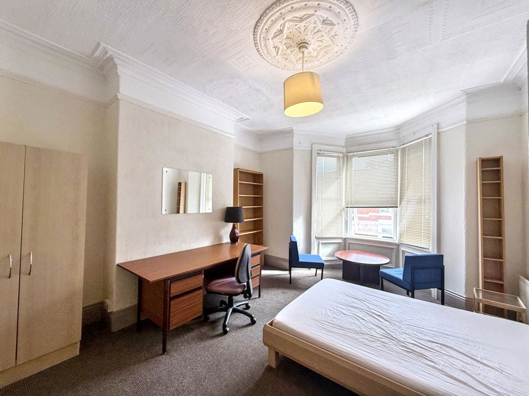 Property image 4 of 7