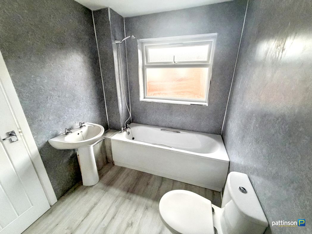 Property image 3 of 8