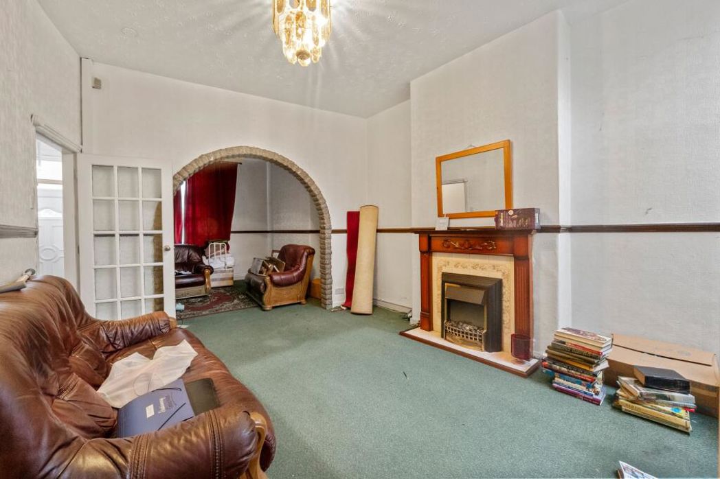 Property image 2 of 18