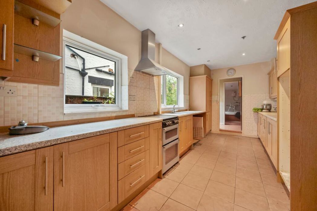 Property image 4 of 18