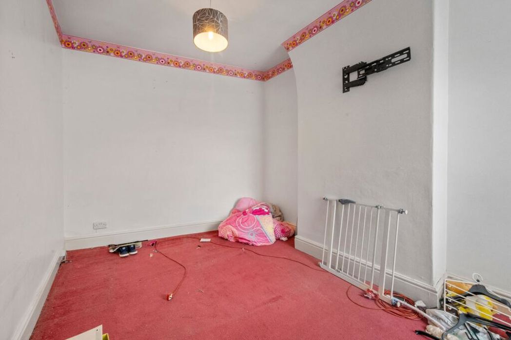 Property image 13 of 18