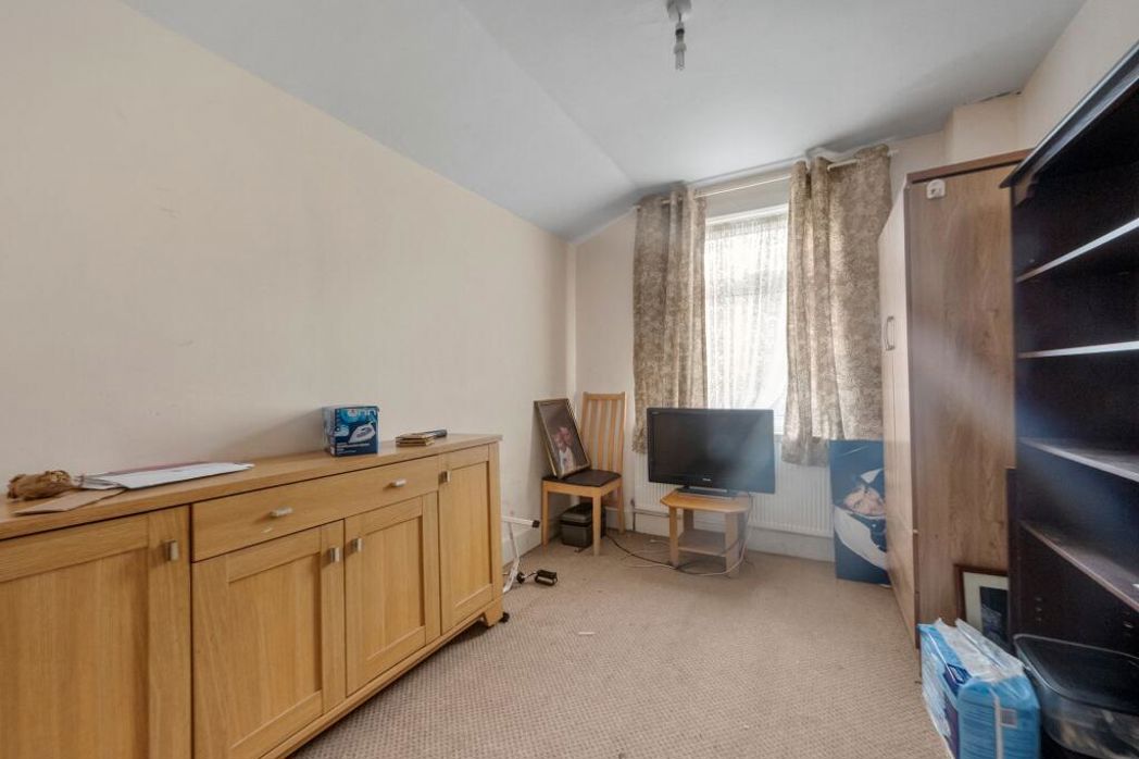 Property image 14 of 18