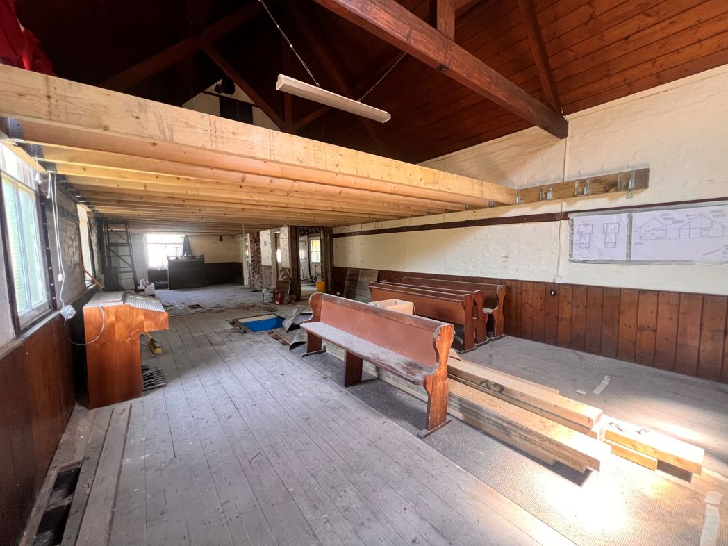 Property image 4 of 11