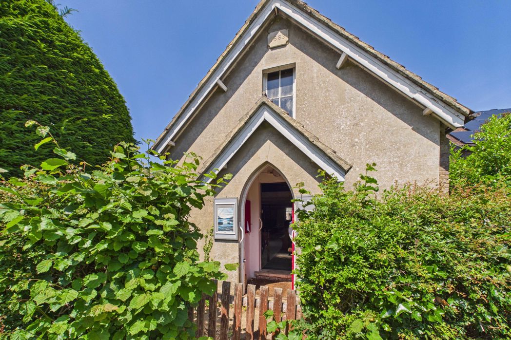 Property image 1 of 11