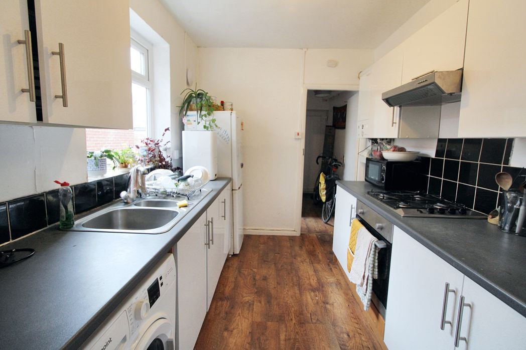 Property image 4 of 8