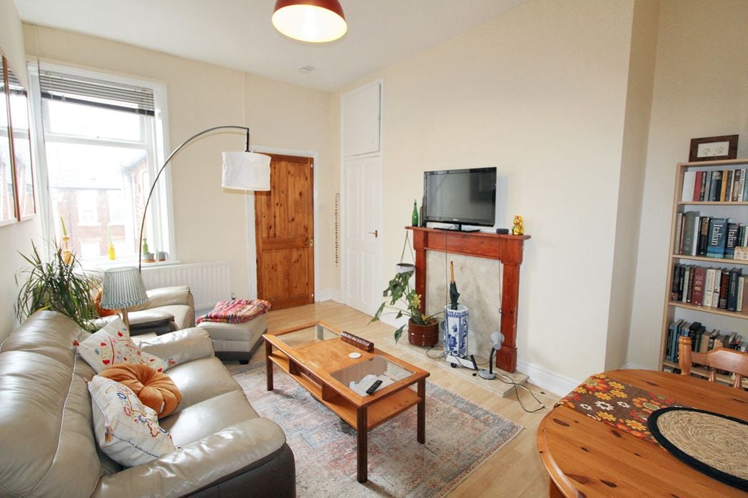 Property image 2 of 8