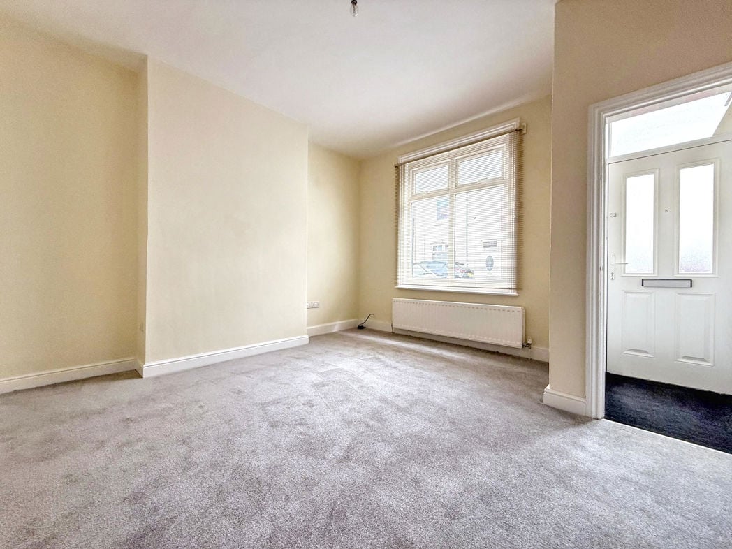 Property image 2 of 16