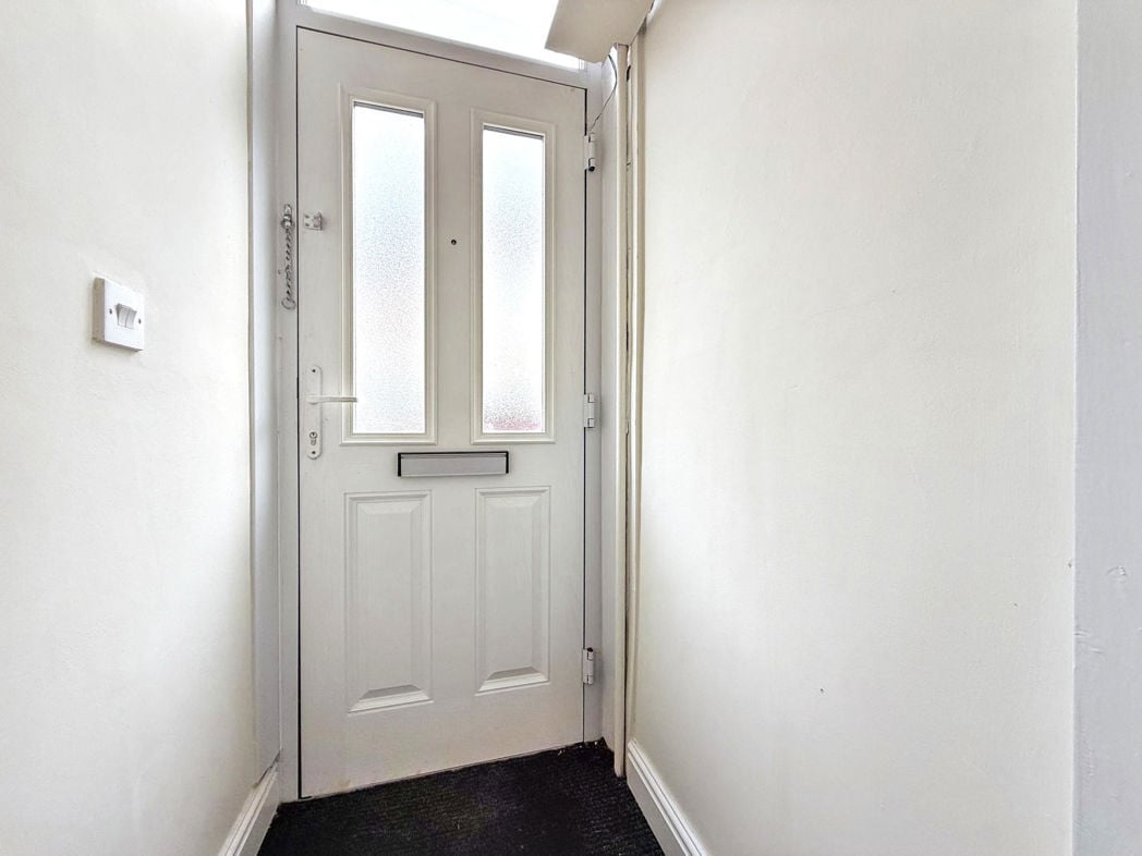 Property image 4 of 16