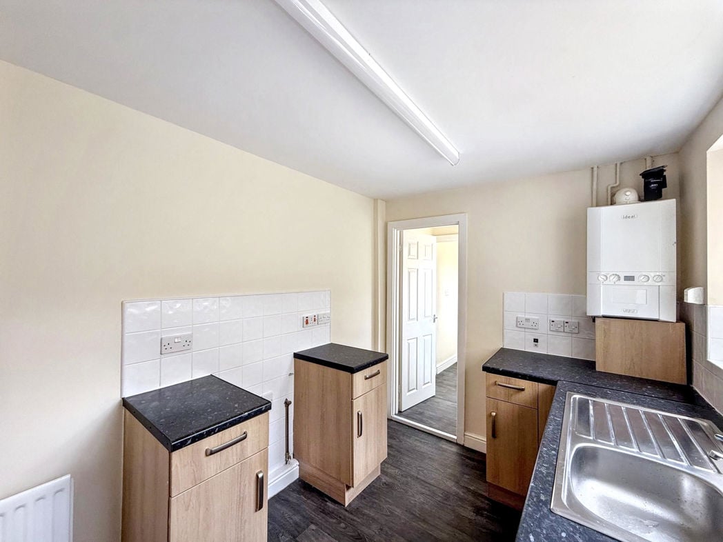 Property image 6 of 16