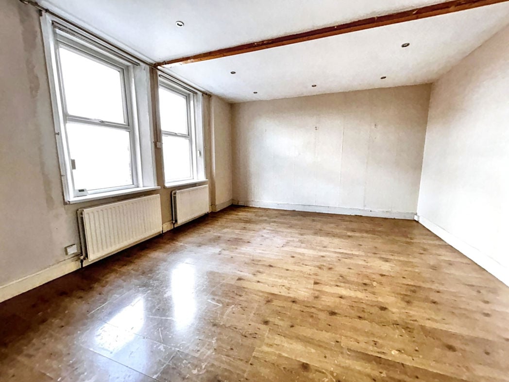 Property image 5 of 13