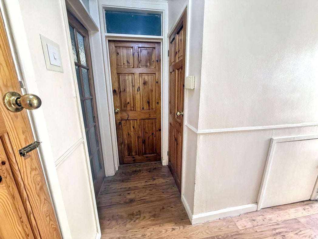 Property image 2 of 10