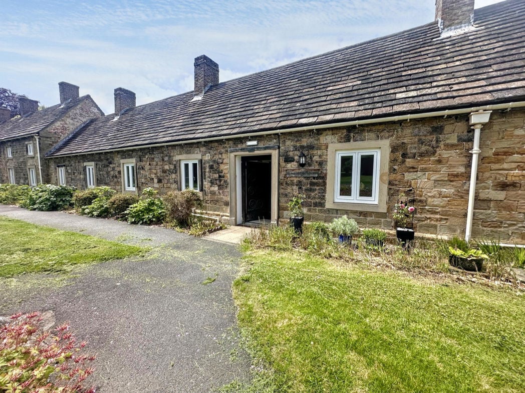 Property image 1 of 8