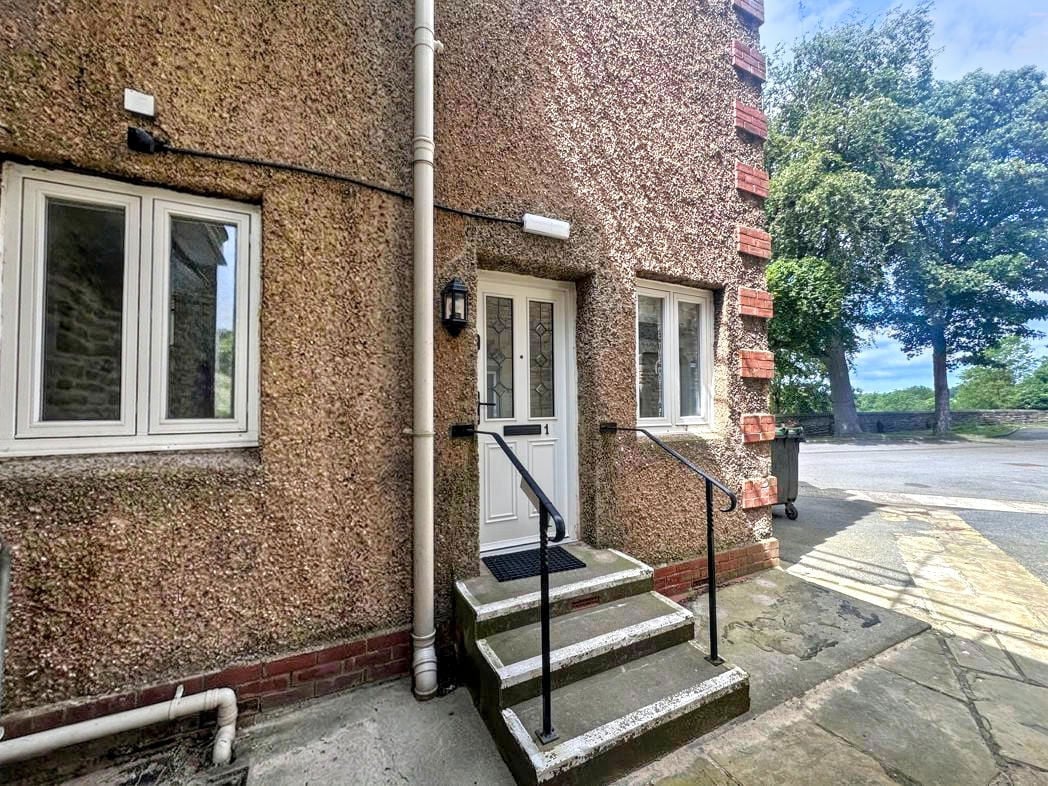 Property image 1 of 5