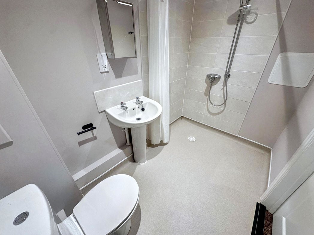 Property image 4 of 5