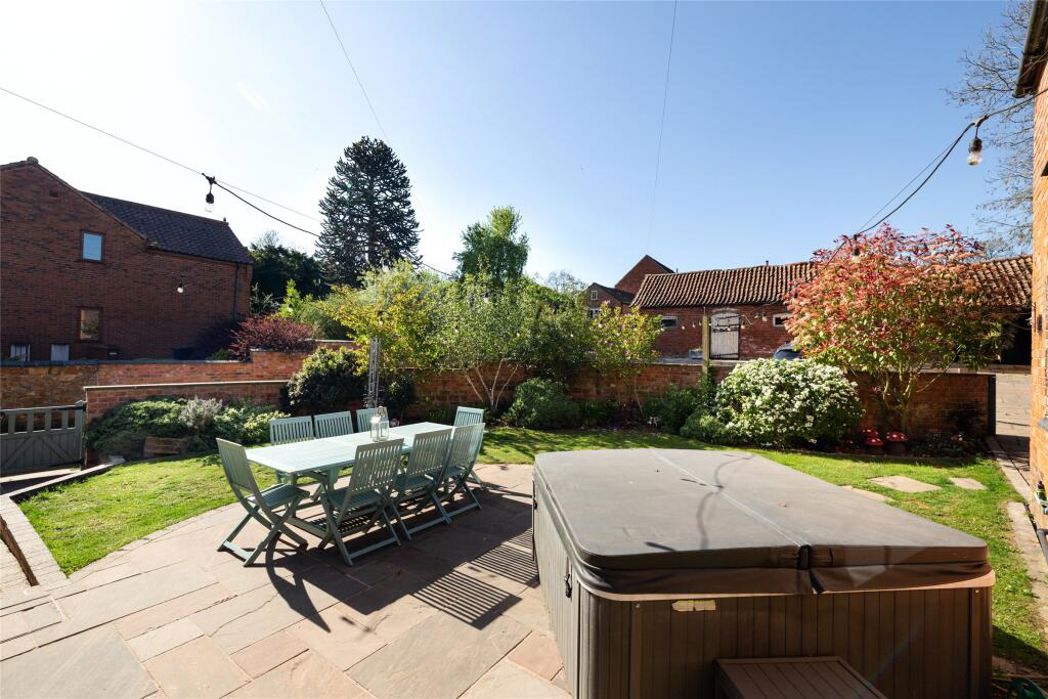 Property image 19 of 29