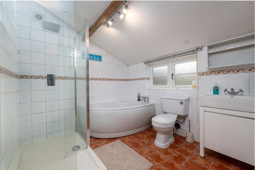 Property image 18 of 29
