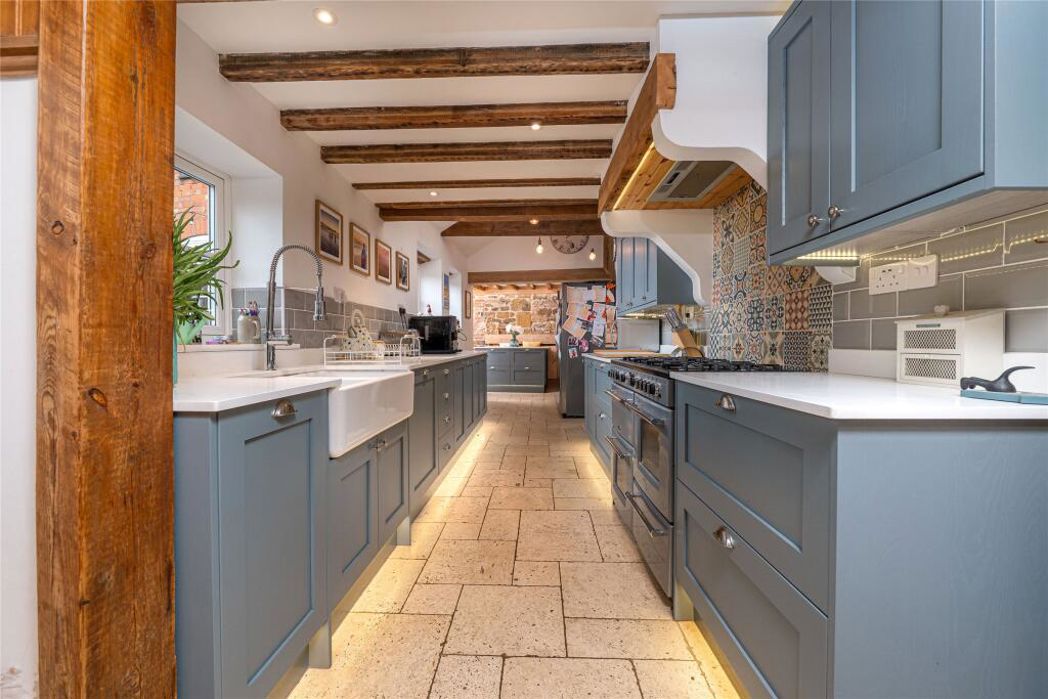 Property image 6 of 29