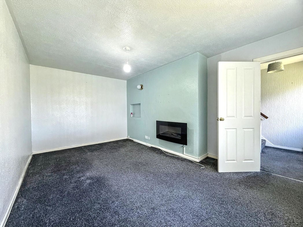Property image 16 of 17