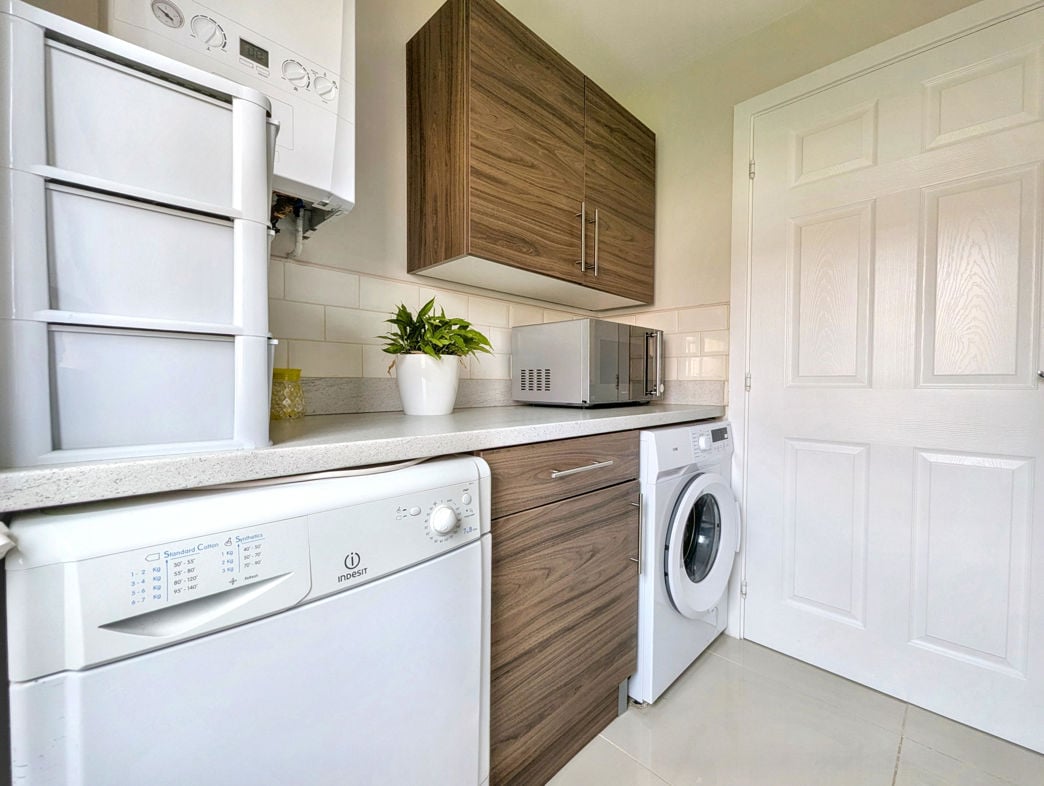 Property image 11 of 28