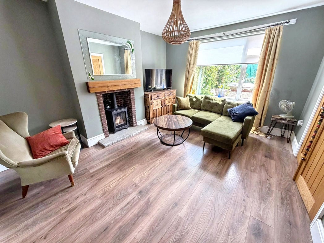 Property image 2 of 13
