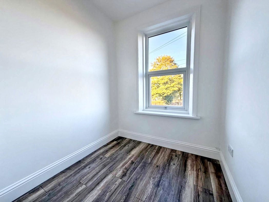 Property image 5 of 7
