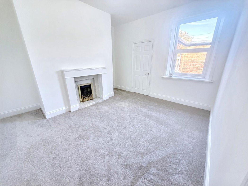 Property image 3 of 14
