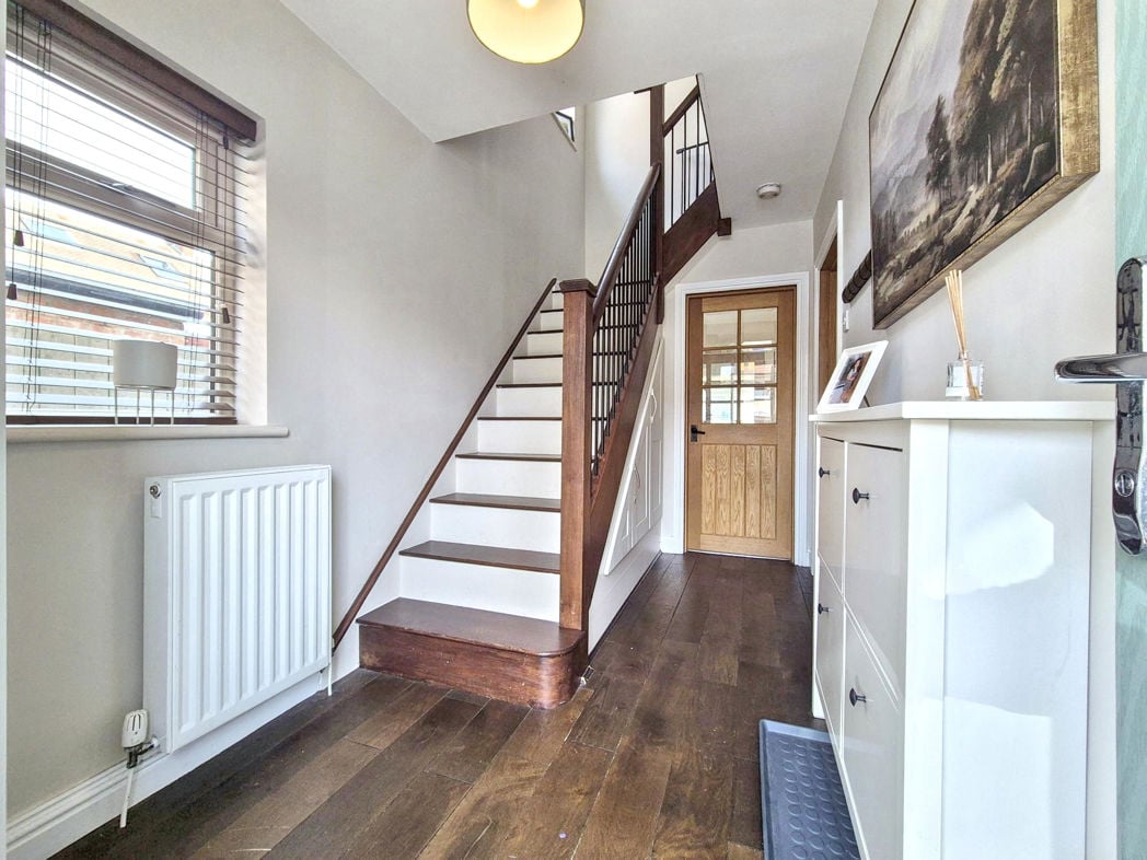 Entrance/Hallway