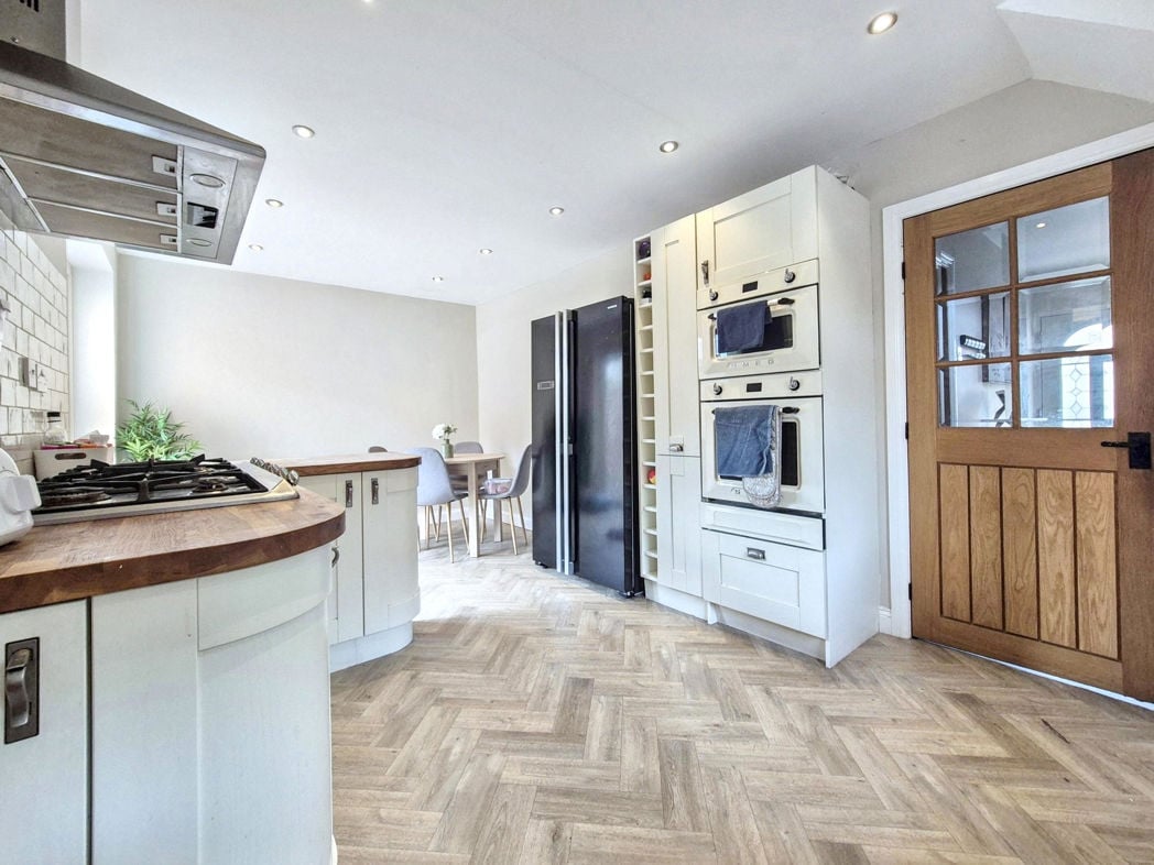 Kitchen / Diner..