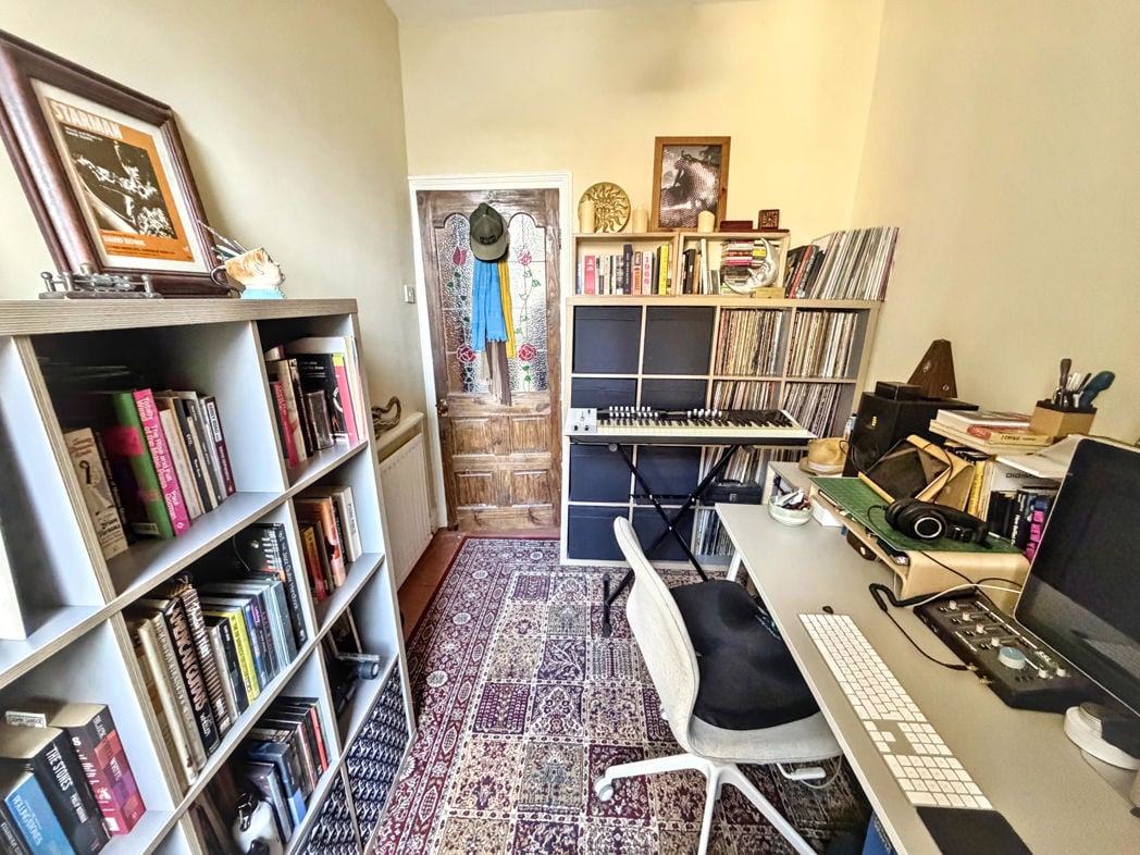 Property image 7 of 17