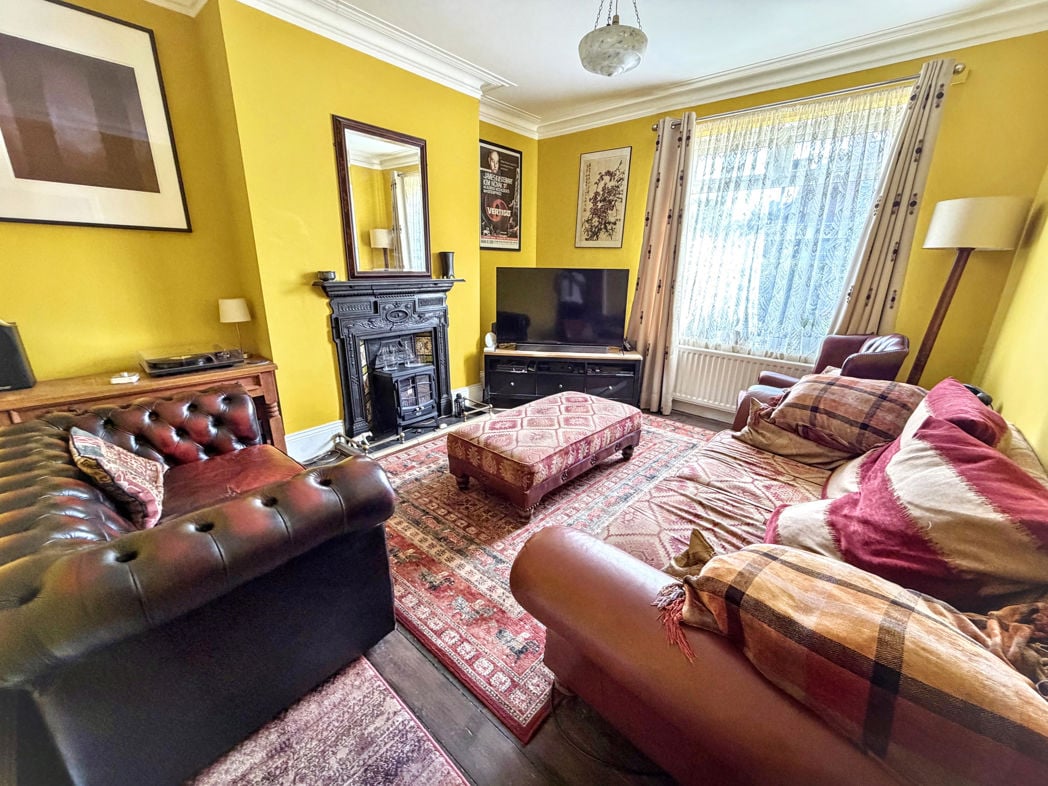 Property image 2 of 17