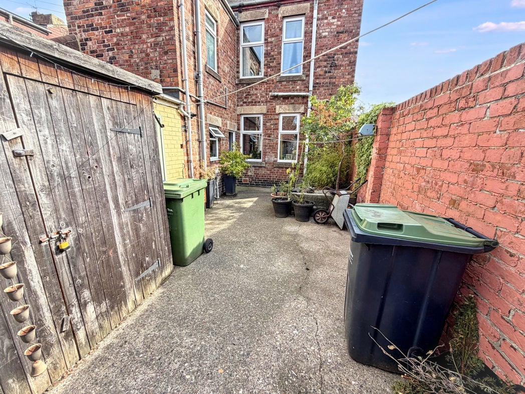 Property image 17 of 17