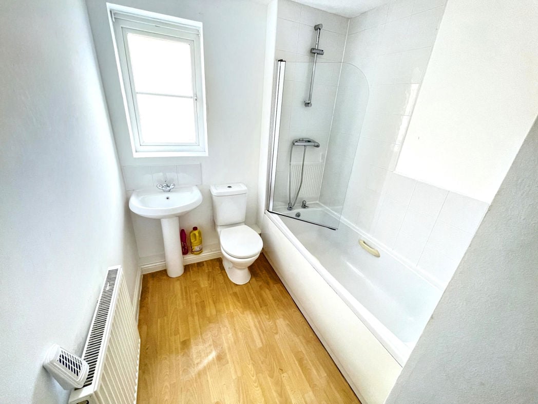 Property image 5 of 6
