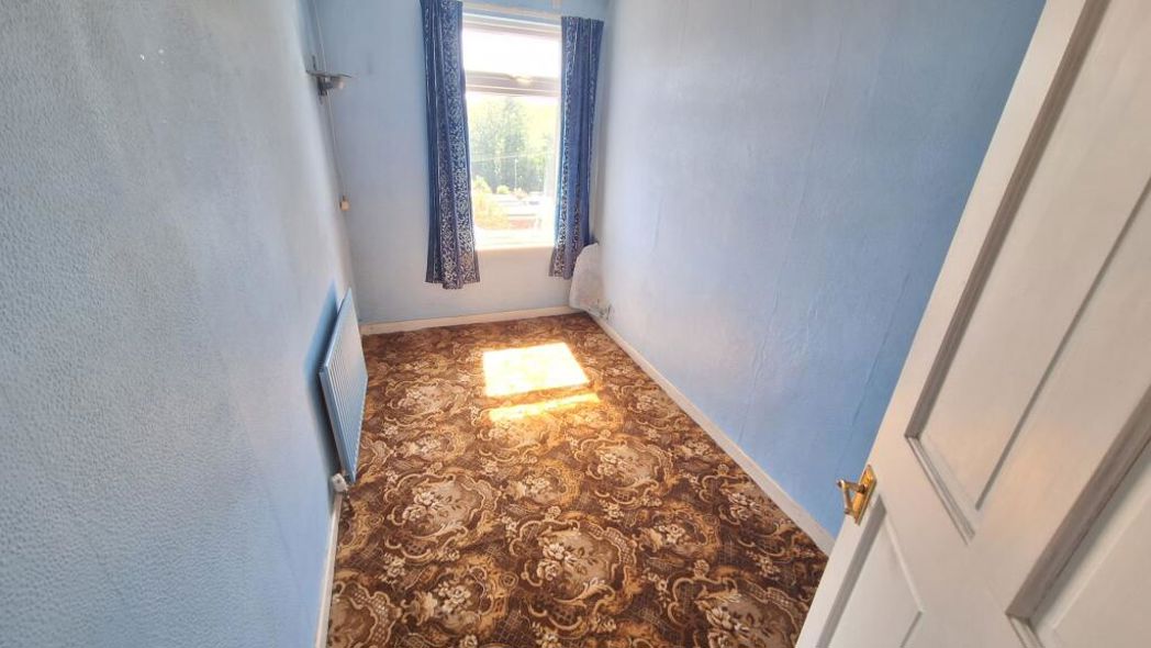 Property image 10 of 14