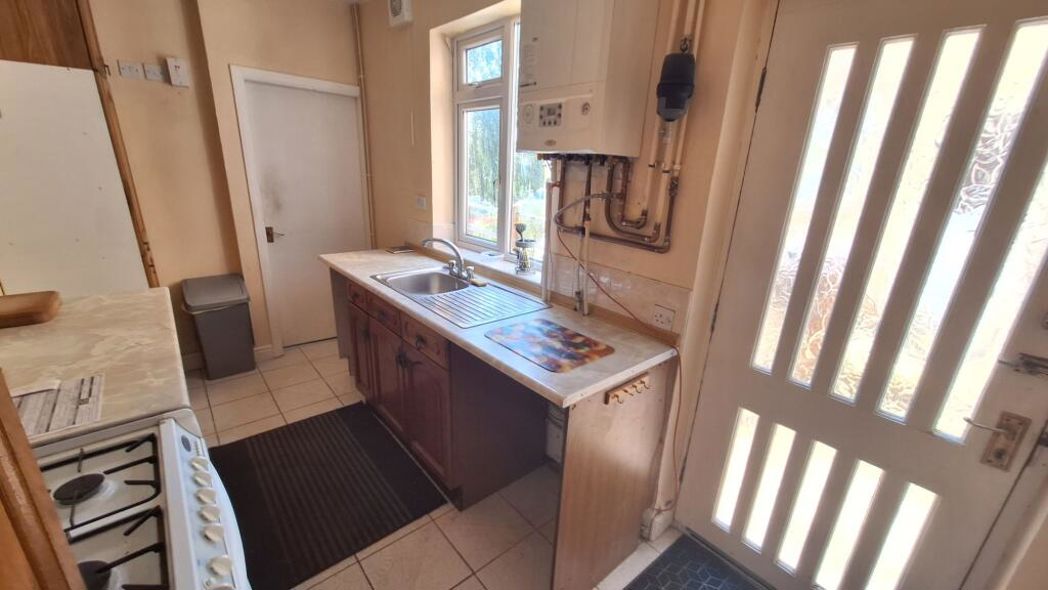 Property image 5 of 14