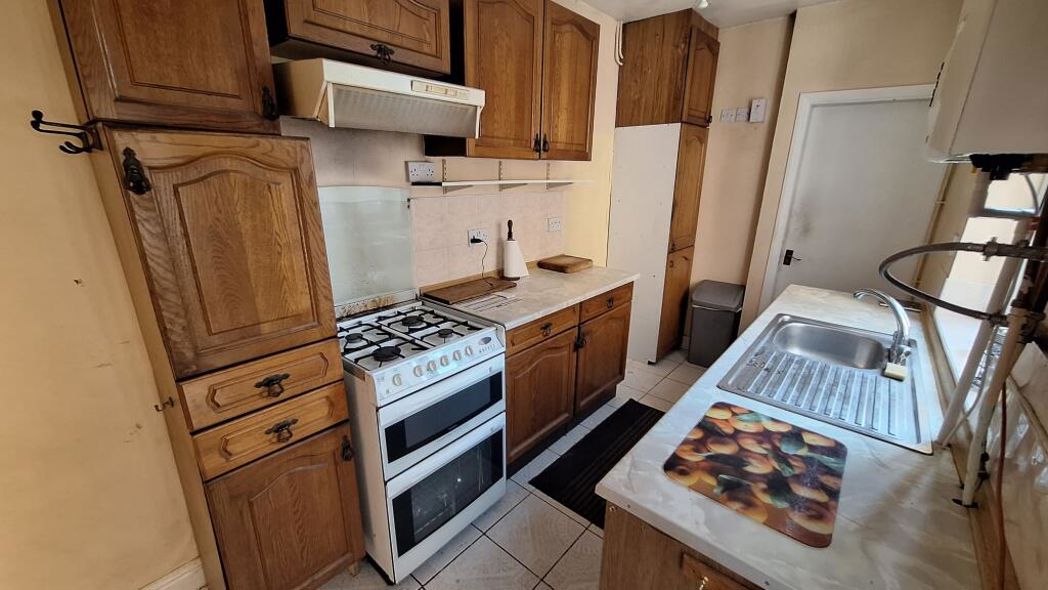 Property image 3 of 14