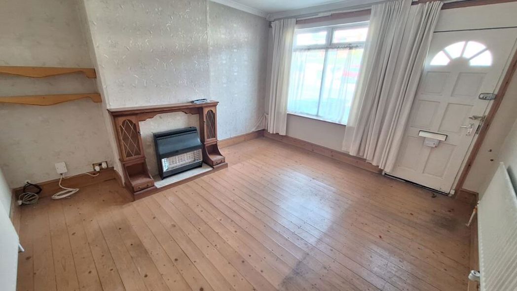 Property image 2 of 14