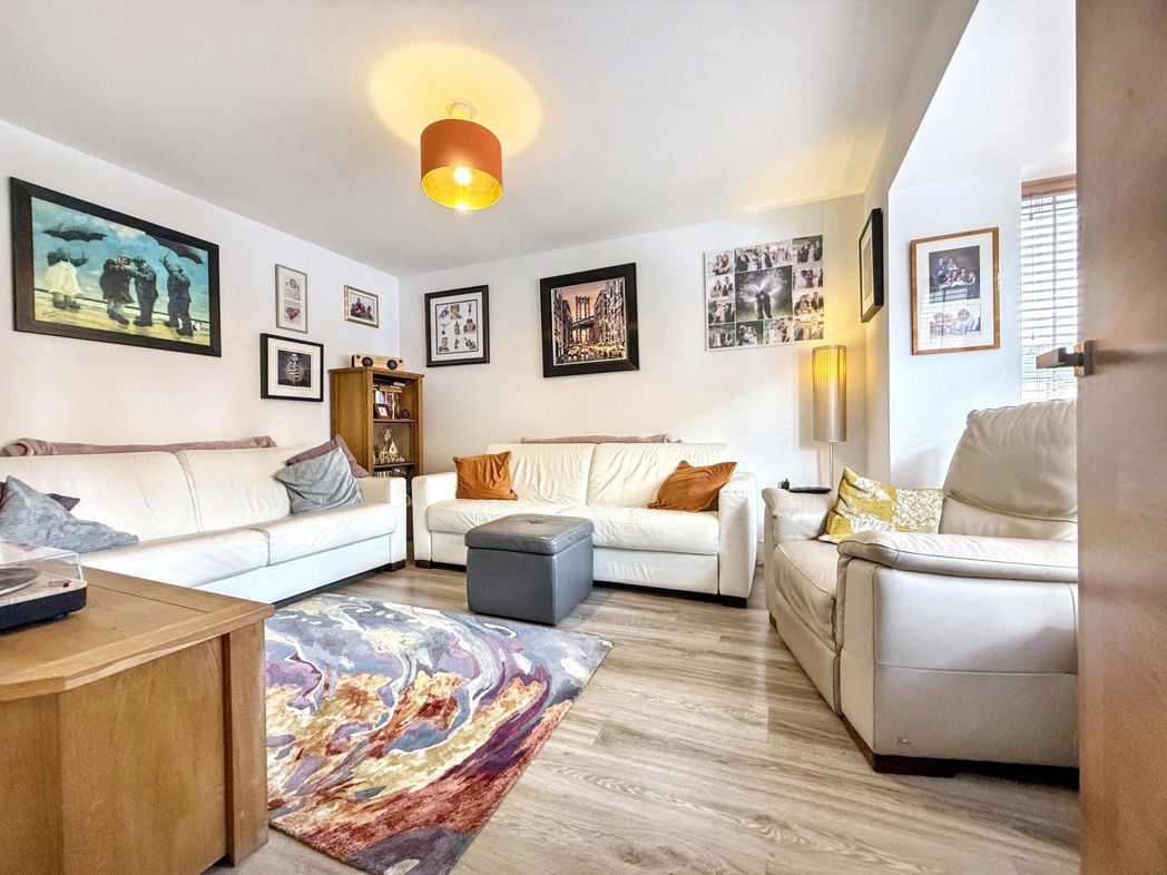 Property image 14 of 29
